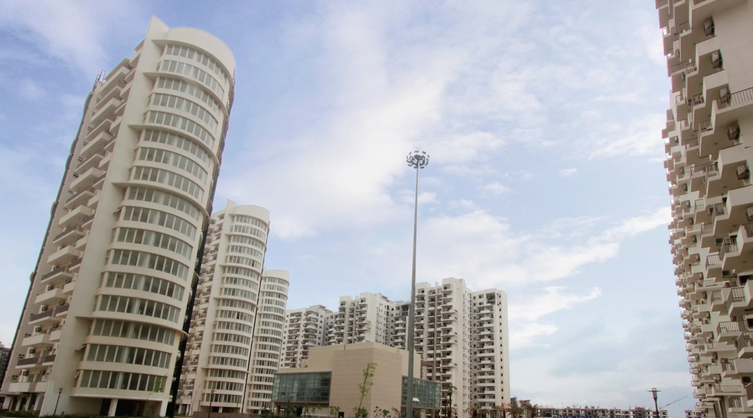 Emaar MGF The Palm Drive